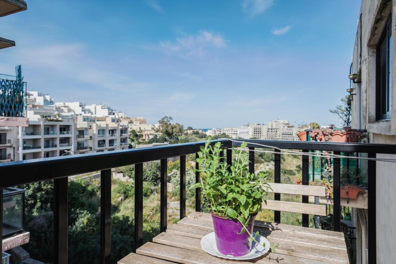Stylish 3 Bedroom Apartment - St. Julians - 5 Mins From Balluta Bay Saint Julian's Eksteriør billede